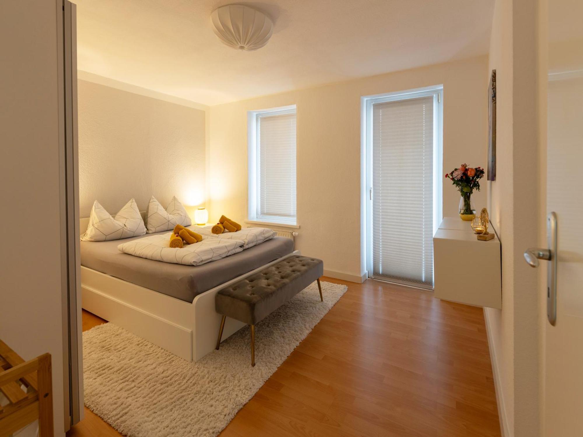 Schlosskoenig - Modernes & Zentrales Apartment Mit Balkon Und Arbeitsplatz Schwerin  Extérieur photo