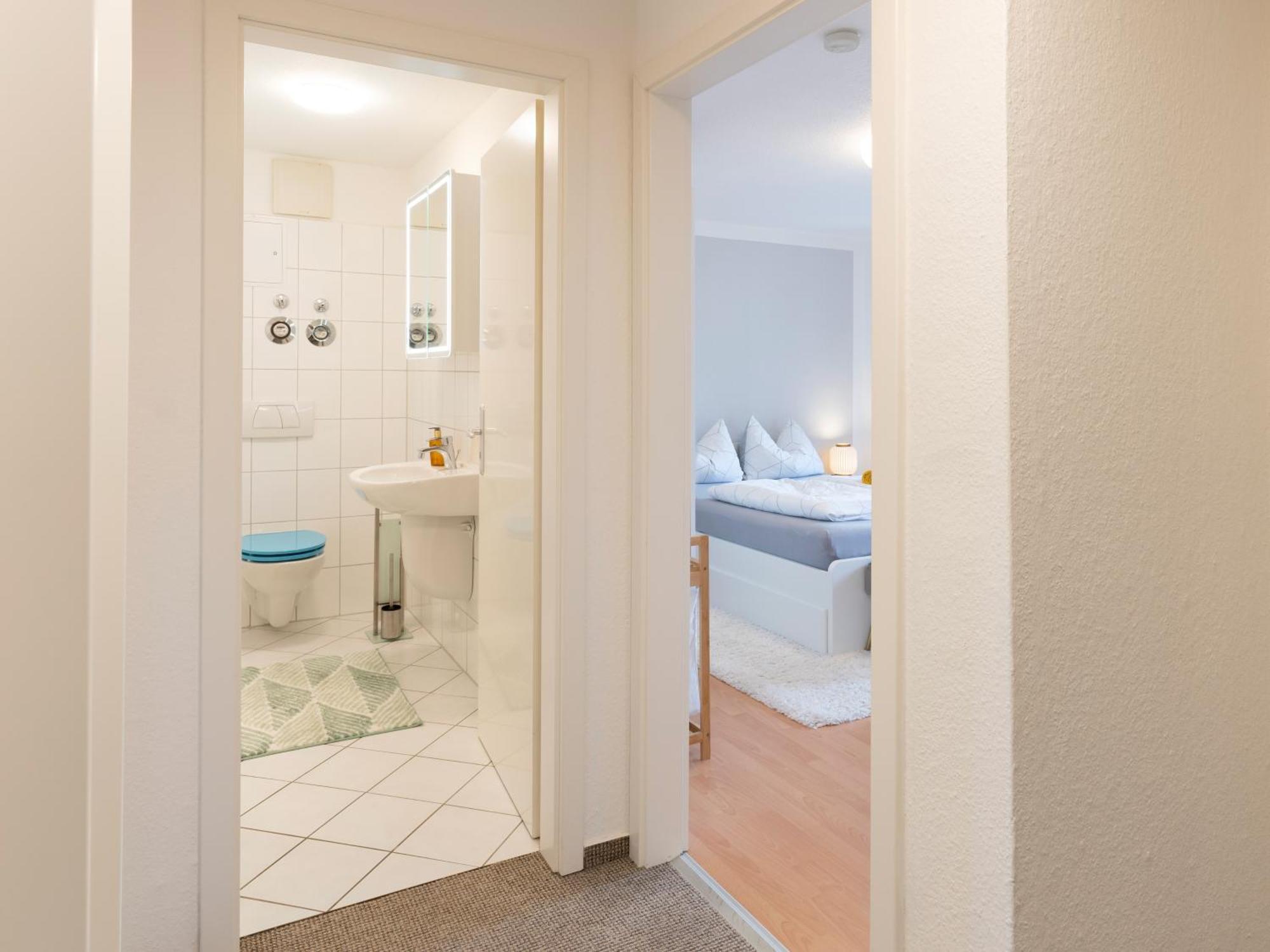 Schlosskoenig - Modernes & Zentrales Apartment Mit Balkon Und Arbeitsplatz Schwerin  Extérieur photo