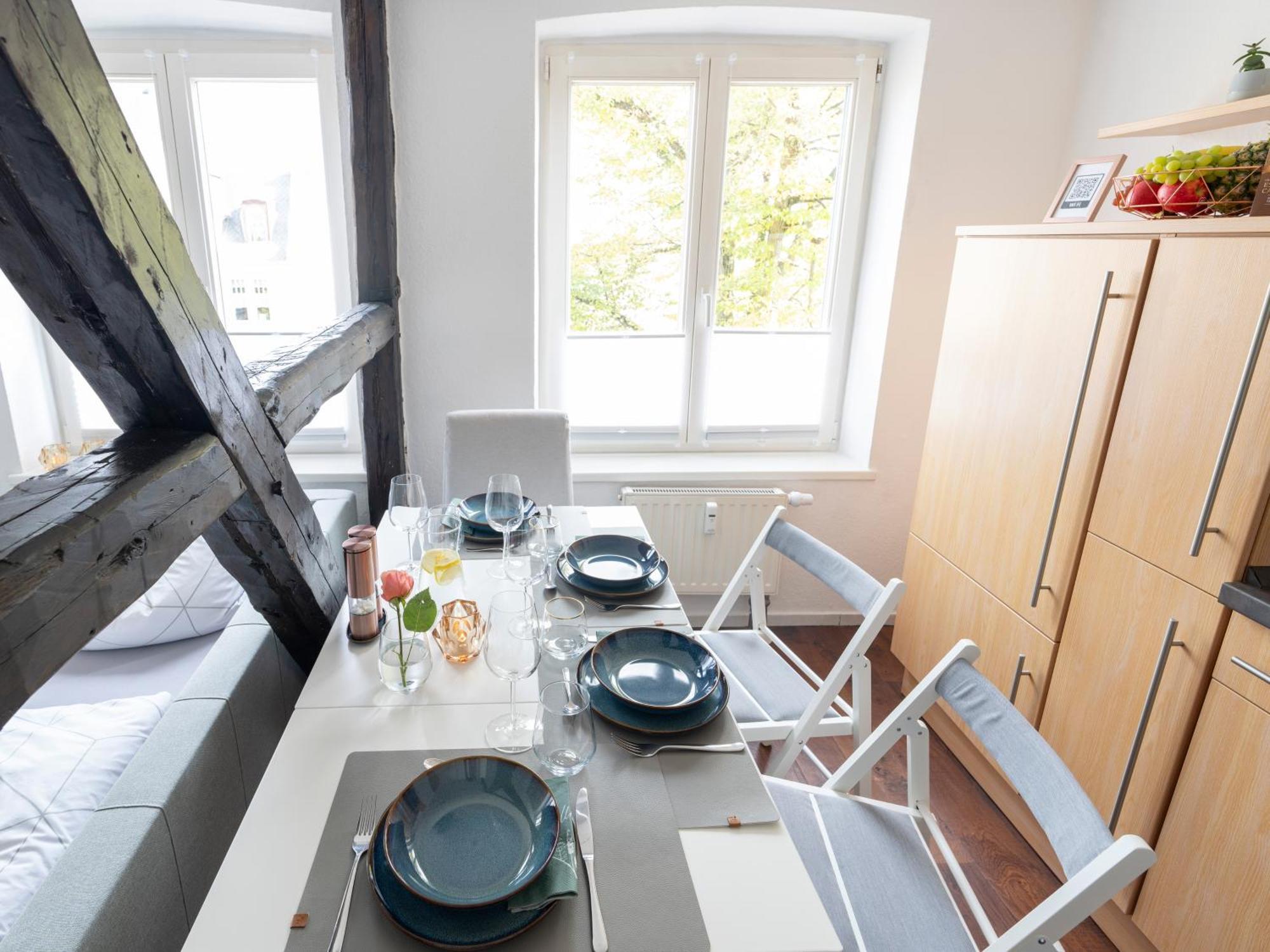 Schlosskoenig - Modernes & Zentrales Apartment Mit Balkon Und Arbeitsplatz Schwerin  Extérieur photo