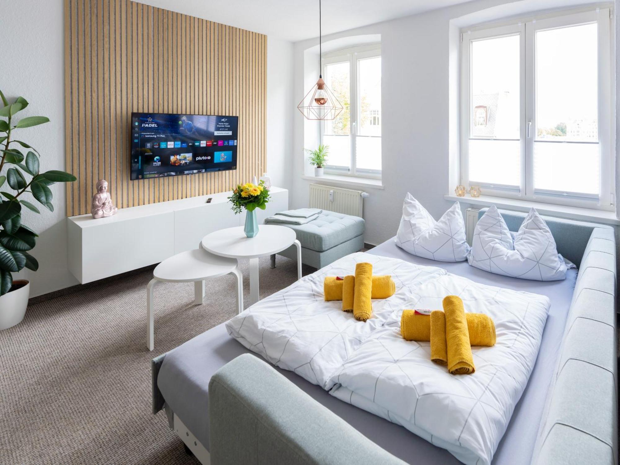 Schlosskoenig - Modernes & Zentrales Apartment Mit Balkon Und Arbeitsplatz Schwerin  Extérieur photo